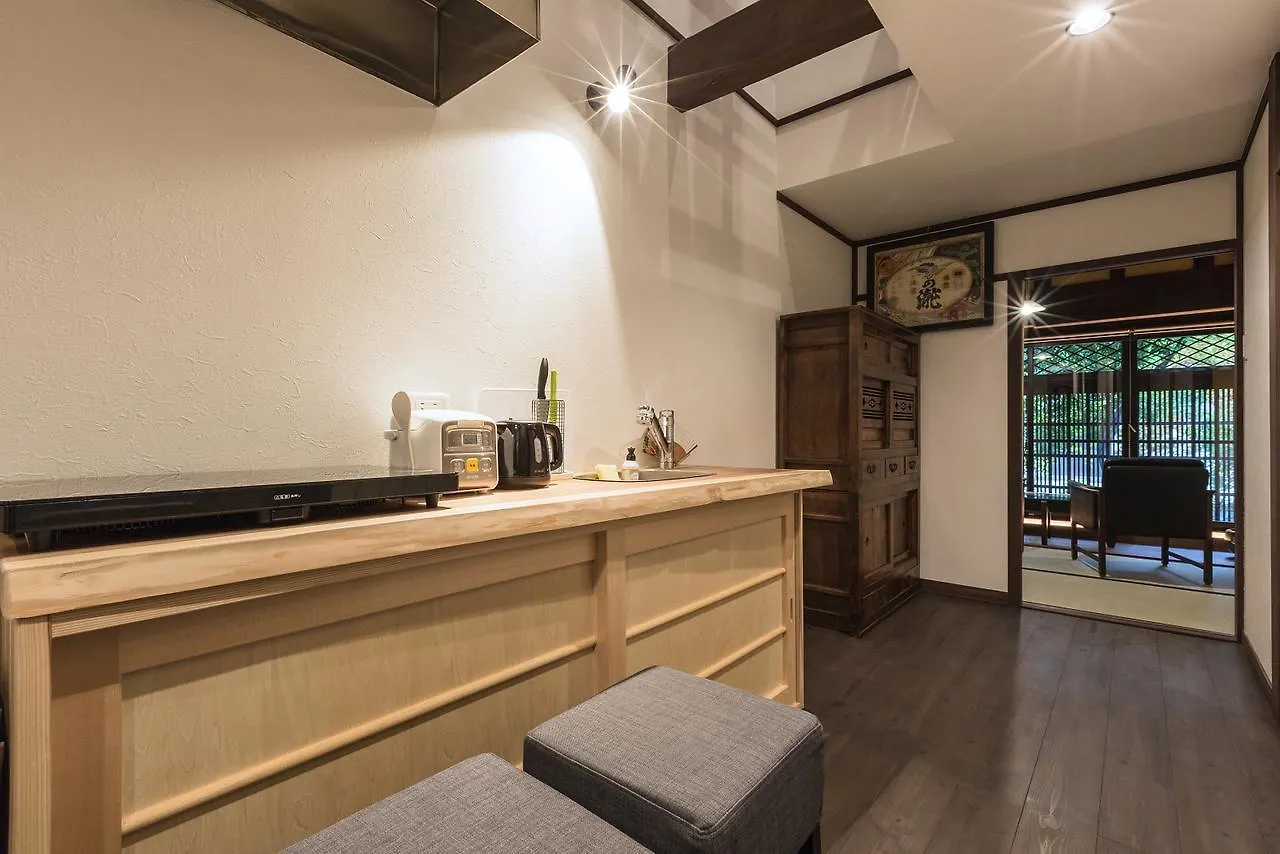 Riverside Takasegawa South Villa Kyoto 0*,