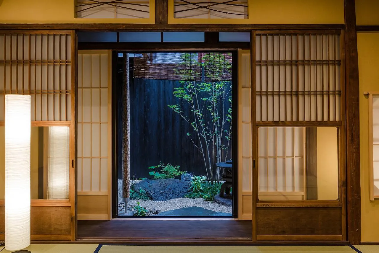 Riverside Takasegawa South Villa Kyoto 0*,